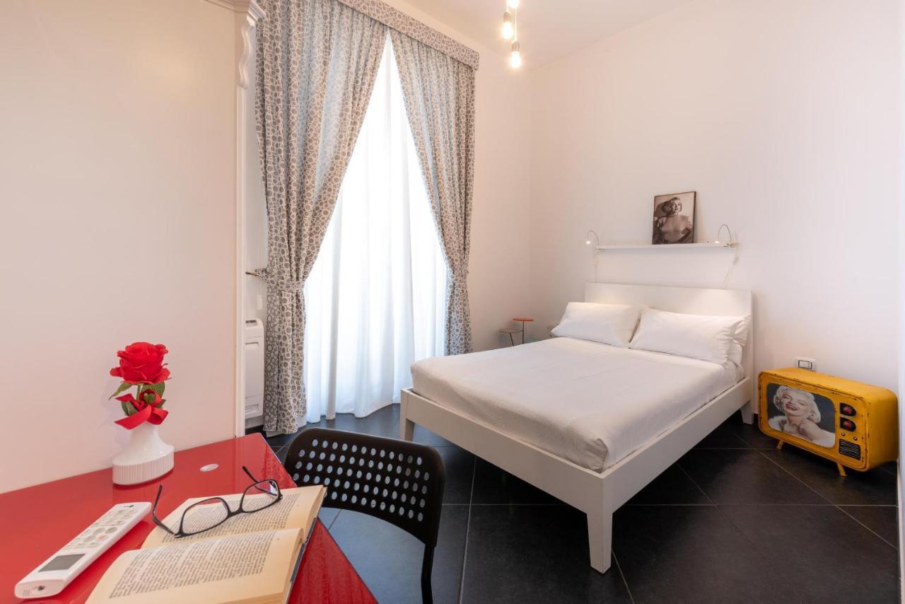 Maria Vittoria Charming Rooms And Apartments Бриндизи Экстерьер фото